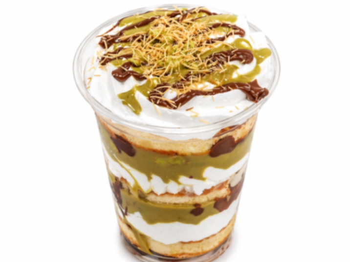 Layer cup dubai 